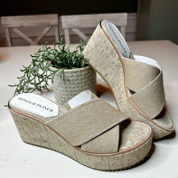 Donald Pliner Ideala sandals, 6.5 - Picture 9 of 12